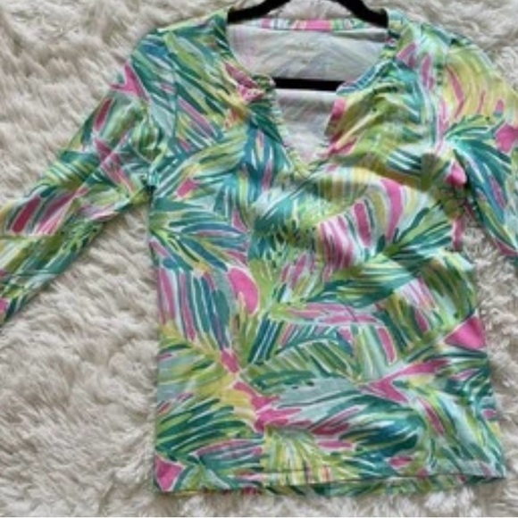 Lilly Pulitzer Tropical Leaves Top Long Sleeve V Neck Beach Preppy Resort Small - Picture 7 of 13